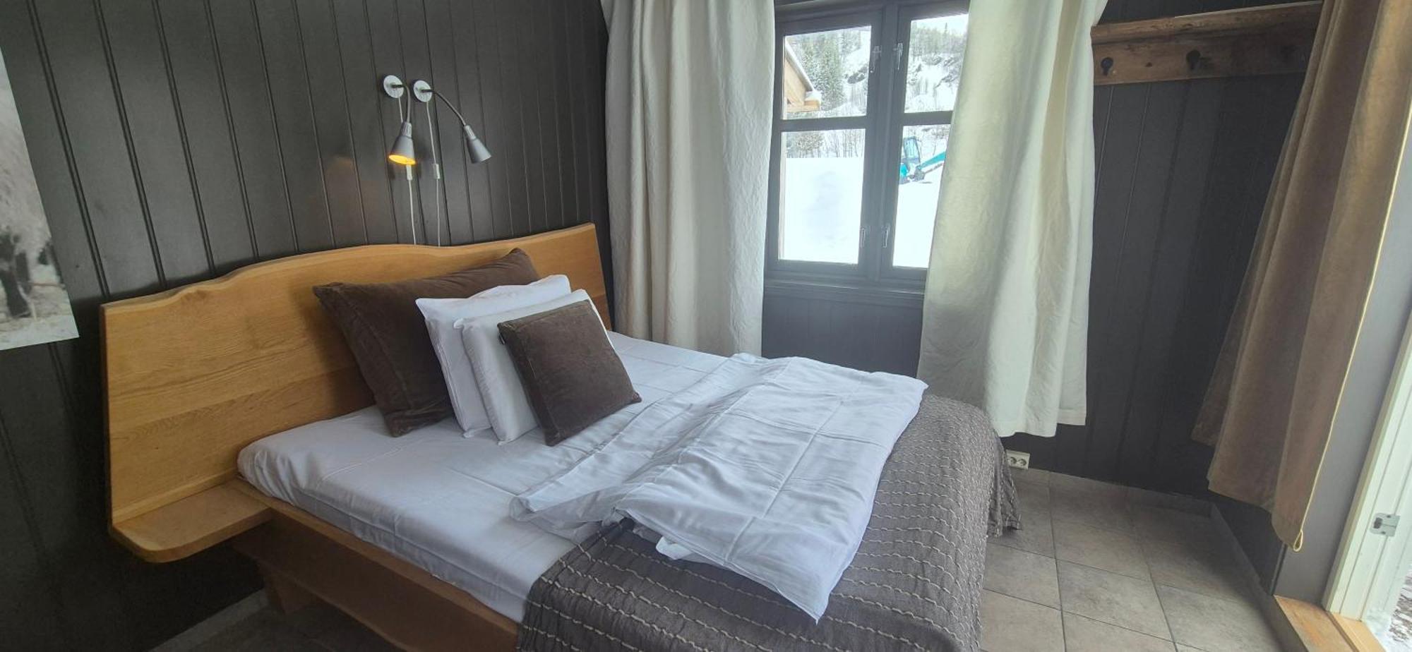 Yggdrasil Farmhotel Retreat, Spa & Yoga Straumsbukta Oda fotoğraf